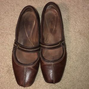 Clark’s size 12 brown